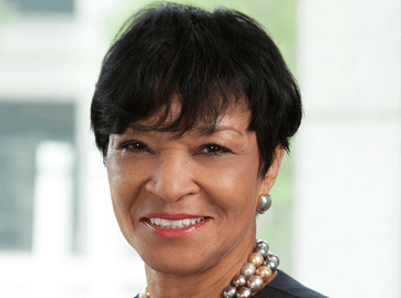 Carolyn-Flowers_01.gif