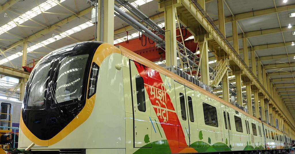 Nagpur Metro’s first train unveiled News Railway Gazette International