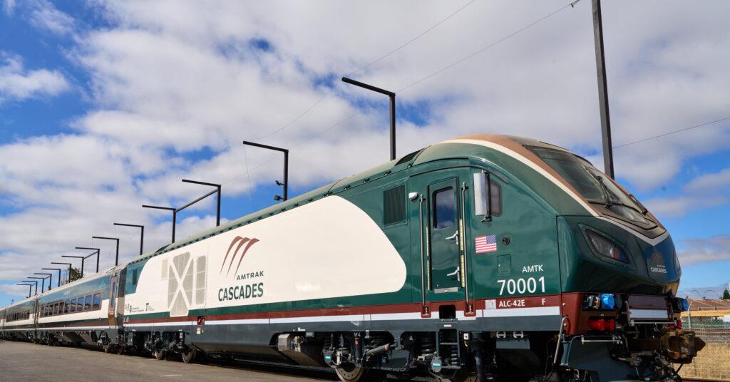 The first of Amtrak s Airo push pull - 73323 Amtraksiemensmobilityairotrainsetphotoamtrak2 609766