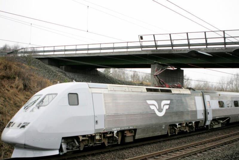 SJ2000 doors to be converted from pneumatic to electric | News ...