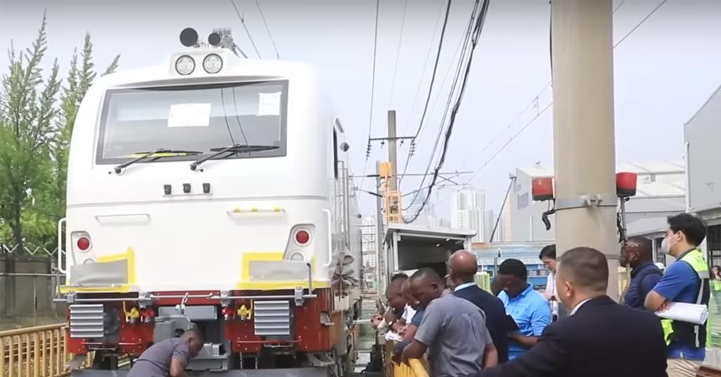 Tanzania Railways Corp Standard Gauge Locomotives And EMUs Unveiled ...