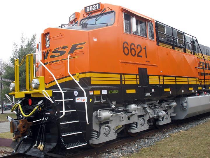 GE unveils ES44C4 locomotive | News | Railway Gazette International