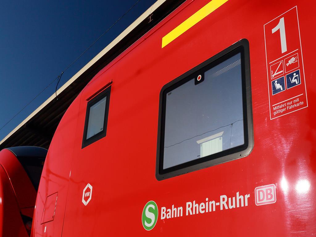 Stadler Selected To Supply Rhein Ruhr S Bahn Emus News Railway Gazette International