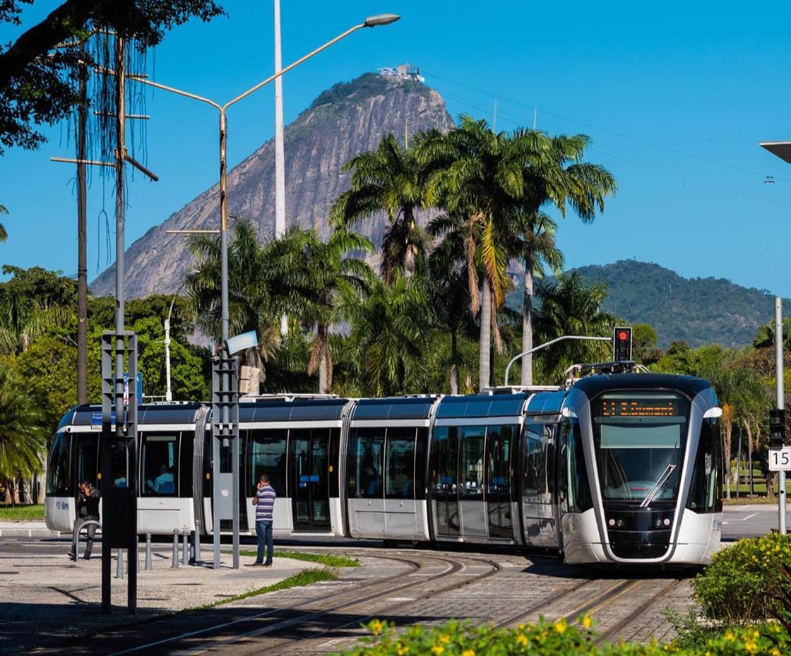 Rio de Janeiro tram network completed | Urban news | Railway Gazette ...