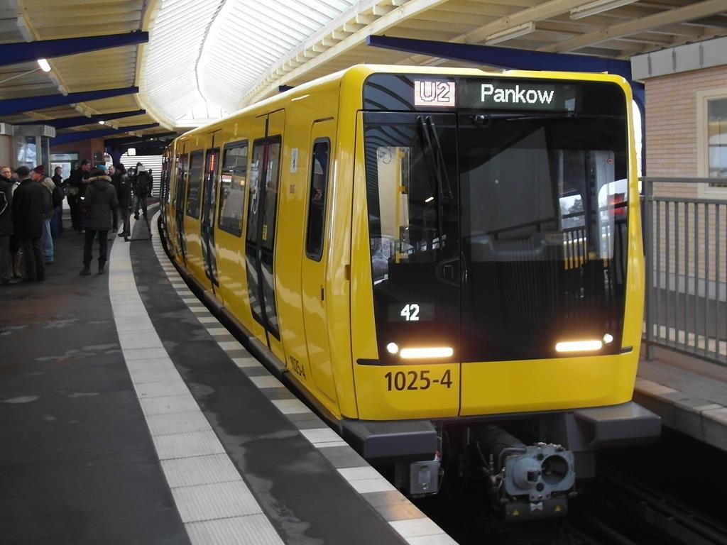 Berlin UBahn fleet renewal on hold Urban news Railway