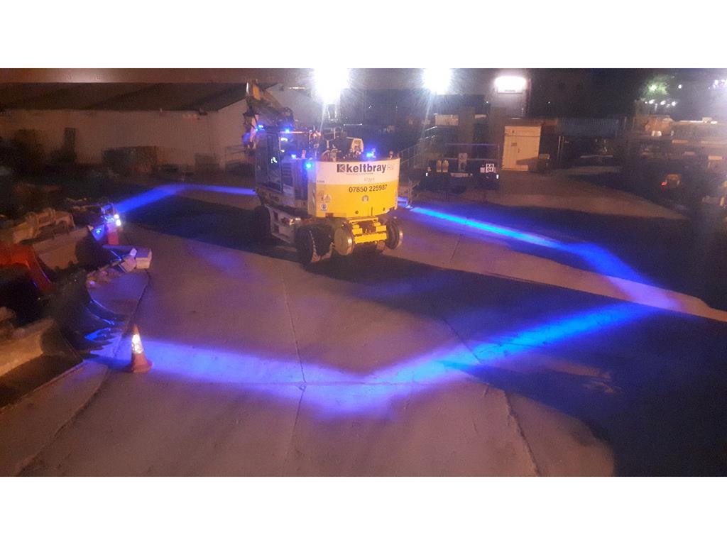 Roadrail vehicle equipped with illuminated exclusion zone News