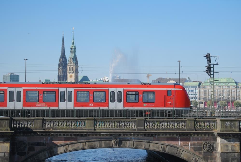 Hamburg to S-Bahn tunnel | International | Railway Gazette International