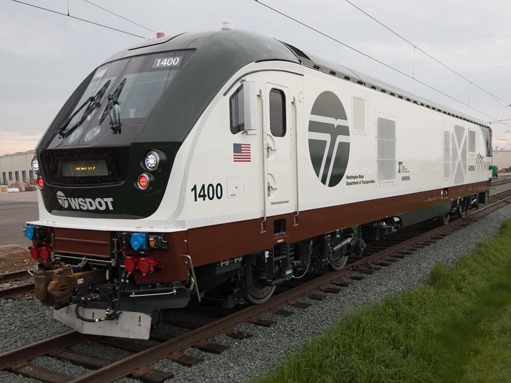 Siemens rolls out first Cascades Charger locomotive | News | Railway  Gazette International