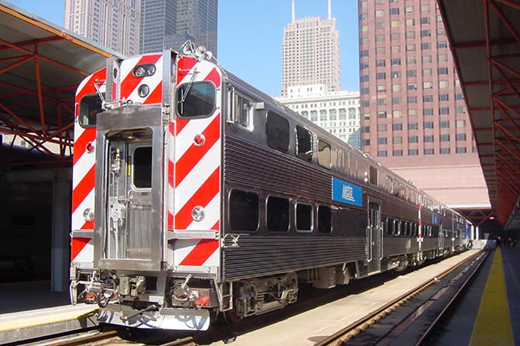 are dogs allowed on chicago metra trains