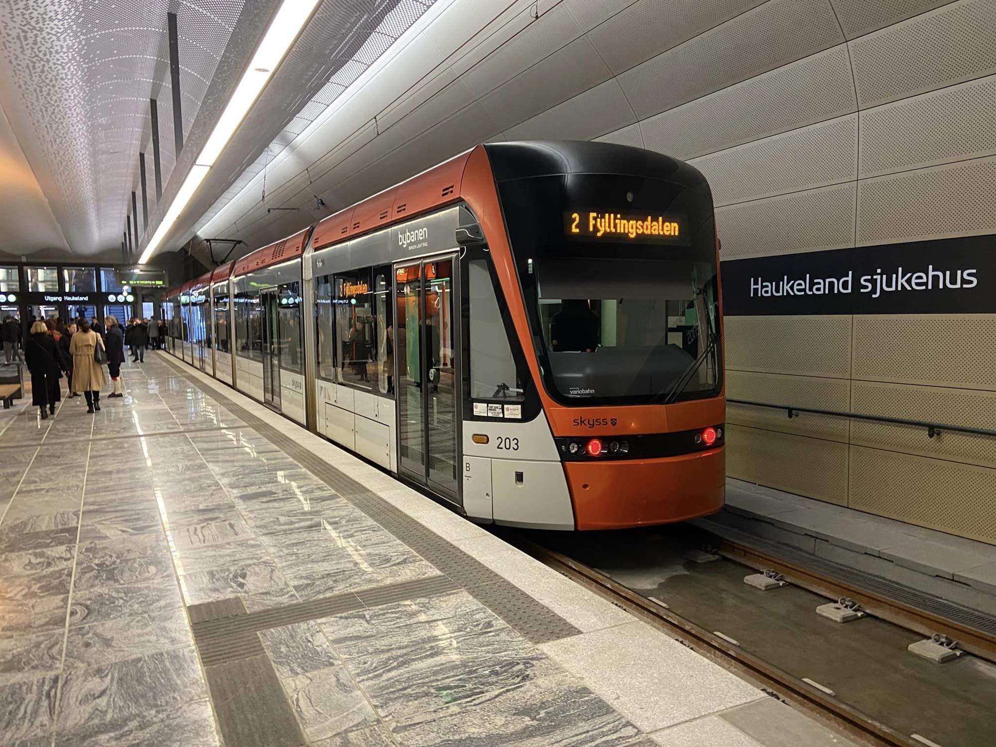 Manners Til Ni dyr Bergen's second Bybanen line opens | Metro Report International | Railway  Gazette International
