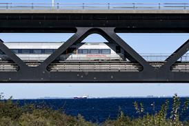 eu-Oresund bridge train Oresundtag-credit Johan NilssonOresundsbron