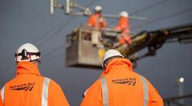 Network Rail overhead line engineers