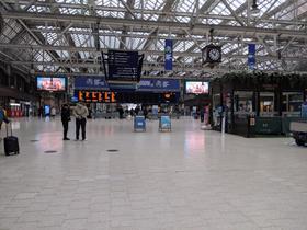 Glasgow Central concourse