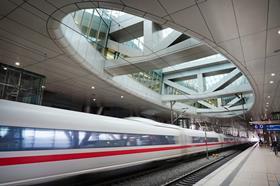 ICE at Frankfurt airport (Photo: Deutsche Bahn/Volker Emersleben)