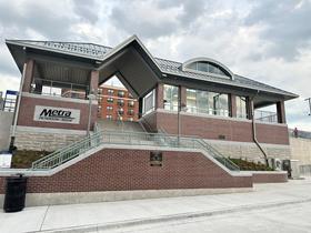 PetersonRidge station photo Metra