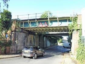 Station Road Leatherhead bridge