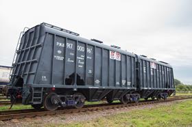 Six-axle hopper car for mineral fertilisers_UWC for Acron