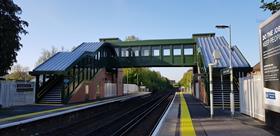 Coulsdon South footbridge