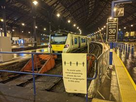 gb Coronavirus sign Brighton station