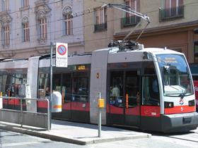 tn_at-wien_tram_01.jpg