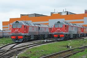 tn_ru-rzd-tmh-bryansk-2te25km-locos_03.jpg