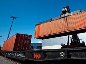 tn_freight-181001-Nurminen-container-Vuosaari.jpg