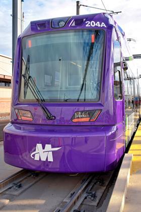 Phoenix Valley Metro introduces Siemens LRVs