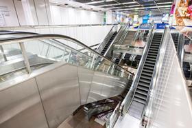 SMRT_Escalator___Singapore_rs2