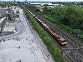 Freightliner-Breedon-contract-train