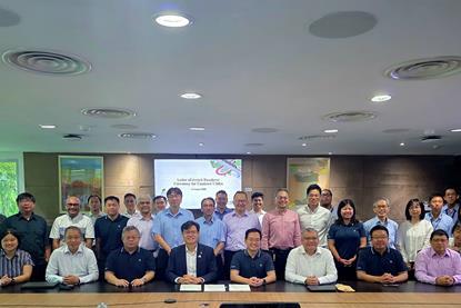 Representatives from LTA and ST Engineering Urban Solutions at the contract signing