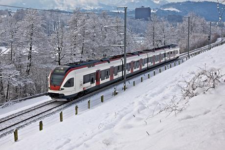 tn_ch-sbb-flirt-winter-rotsee-sbb_01