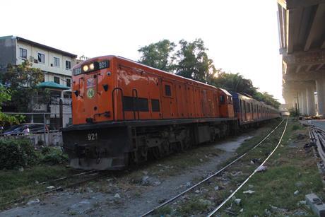 PNR-commuter-rail-services-March-2024-at-Manila-Blumentritt-photo-Benjámin-Zelki--(3)