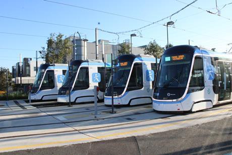 Paris tram T1 TW20 (Photo: Jeremie Anne)