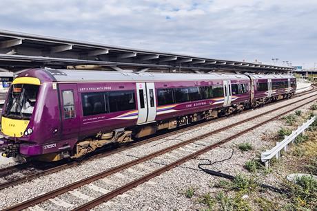 EMR Class 170 DMU refurbished (Photo EMR) (4)