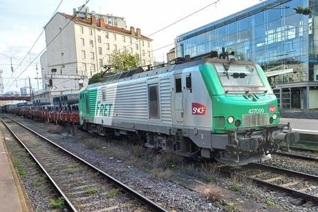 Fret SNCF train (Photo Jeremie Anne)