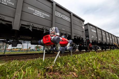 LTG Cargo is testing the use of a robot dog which autonomously walks around a train and uses artificial intelligence to search for wagon faults.