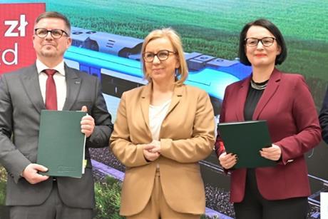 Pesa to develop a hydrogen-electric-battery multiple-unit (image NFOŚiGW)