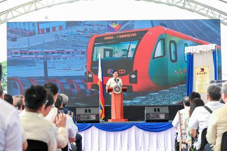 Manila LRT1 opening (Photo President's office)