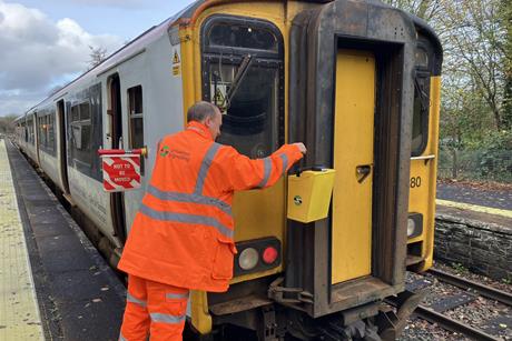 gb-USig-reader-Llandeilo_0616