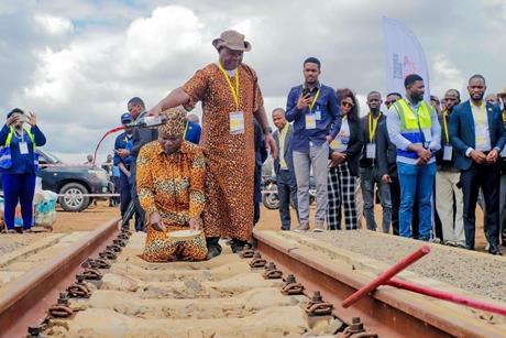 A groundbreaking ceremony has launched construction of the 260 km Luena – Saurimo branch of the Benguela Railway