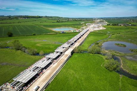 Aerial view of the Thame Valley Viaduct under construction (Photo HS2 Ltd)