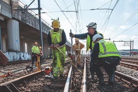 tn_nl-track-maintenance-volkerrail-credit-prorail-josvanzetten
