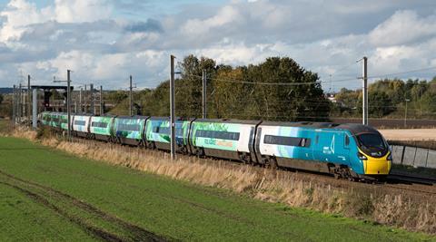 390121 COP26 special Winwick Jn 1327 ex Euston 301221 TM1