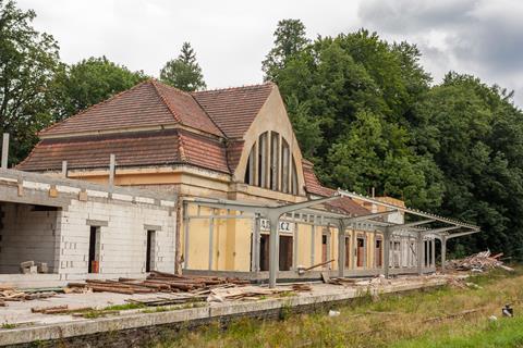 KARPACZ RENOVATION WIKI COMMONS BY RDROZD