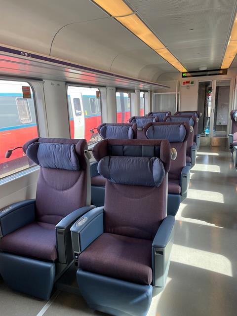 no-norske-tog-reclining-seats-7