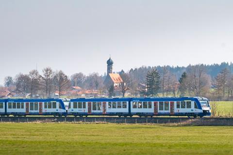de Bayerische Oberlandbahn DMU (2)