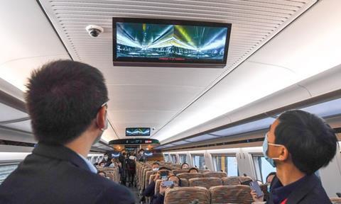 cn-crrc-gaugechange-train-interior