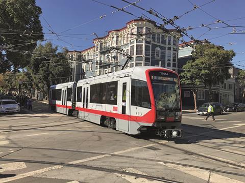 us-san francisco muni siemens LRV 2-edited