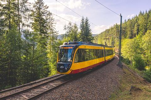 de Karlsruhe Bombardier Flexity tram-train