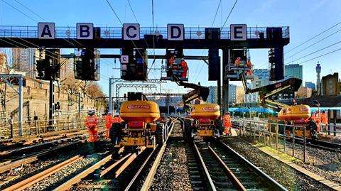 Signalling works (Photo: Network Rail)